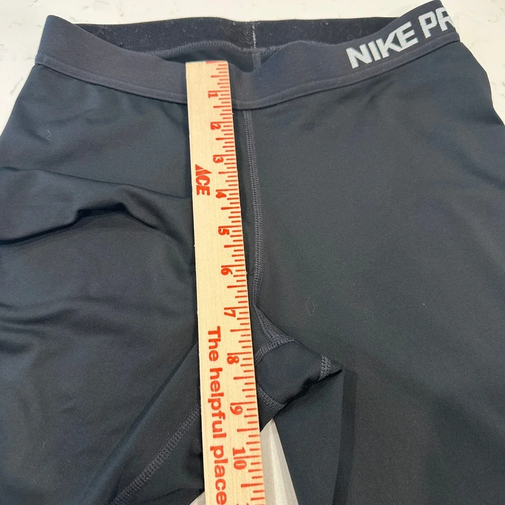 Nike Pro Dri-FIT Women Black Cropped Leggings Athletic Tights Size M 589366-010